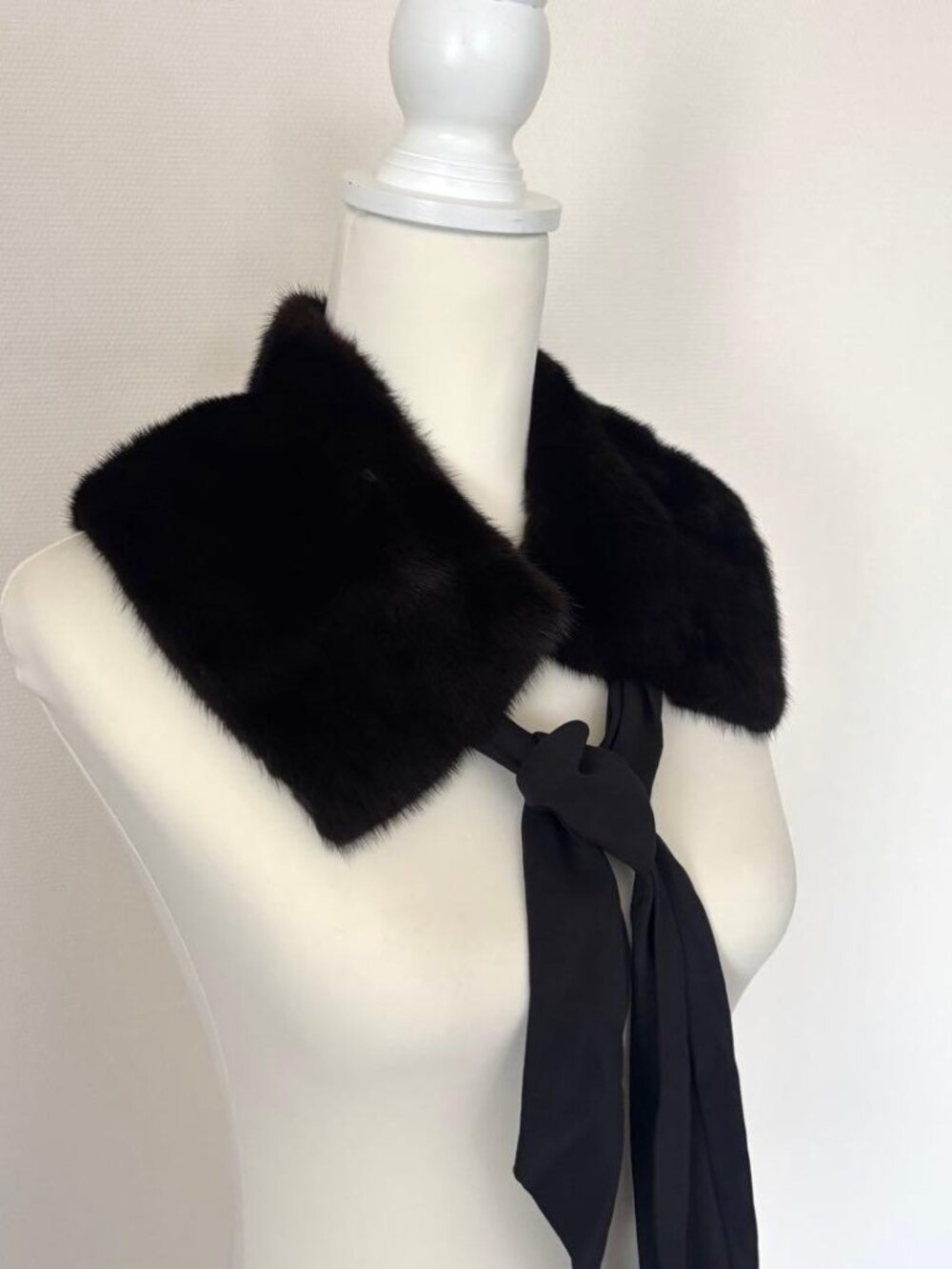 ★SOLD★ Fendi Fatipet Ribbon Shawl Black Scarf - Picture 7 of 13